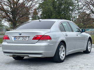 BMW 7 Series foto 4