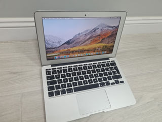 MacBook air 11" la 1700 lei