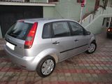 Ford Fiesta foto 4