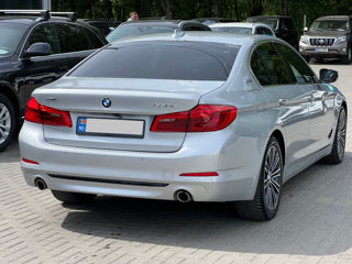 BMW 5 Series foto 3