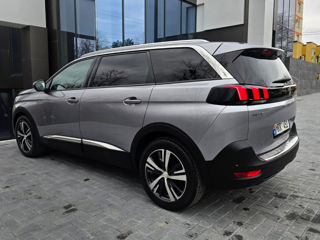 Peugeot 5008 foto 4