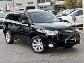 Mitsubishi Outlander foto 4