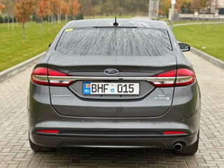 Ford Fusion foto 5