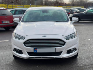 Ford Fusion foto 3