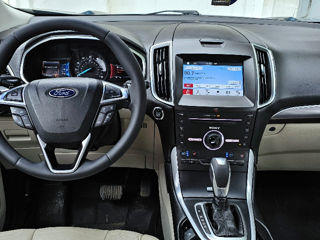 Ford Edge foto 10