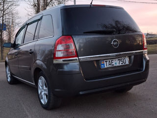 Opel Zafira foto 3