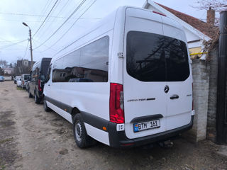 Mercedes benz sprinter