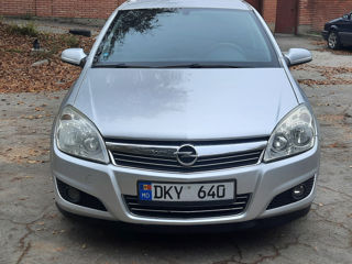 Opel Astra foto 8