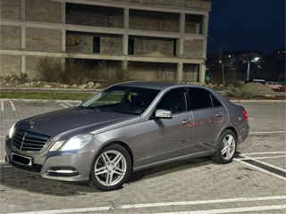 Mercedes E-Class foto 3