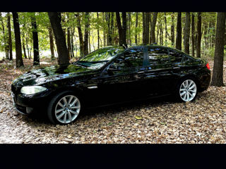 BMW 5 Series foto 2