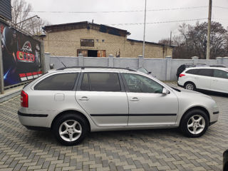 Skoda Octavia foto 6