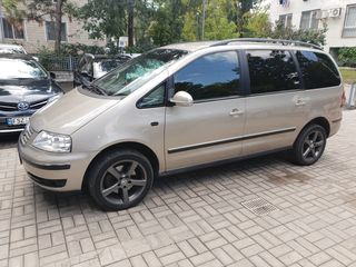 Volkswagen Sharan foto 3