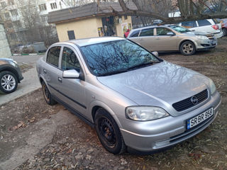 Opel Astra foto 2