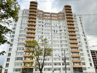 3-х комнатная квартира, 153 м², Ботаника, Кишинёв