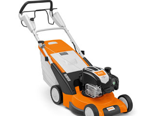 Stihl rm 545 ve /masina de tuns iarba cu motor pe benzina