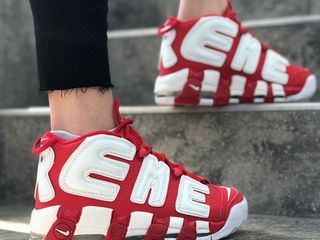 Nike Air More Uptempo Red x Supreme Unisex foto 2