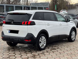 Peugeot 5008 foto 4