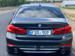 BMW 5 Series foto 4