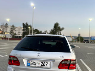 Mercedes E-Class foto 3