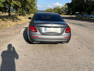 Mercedes E-Class foto 3