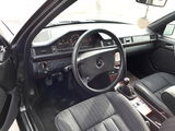 Mercedes Series (W124) foto 9