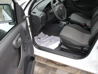 Opel Combo foto 9