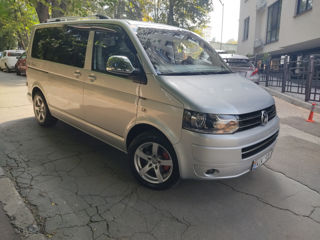 Volkswagen Caravelle foto 4