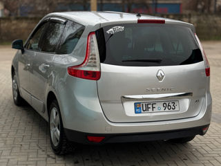 Renault Grand Scenic foto 3