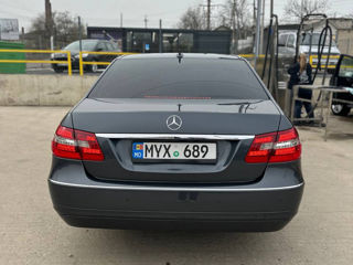 Mercedes E-Class foto 3