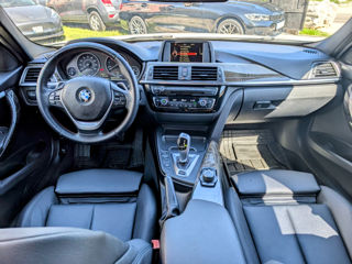 BMW 3 Series foto 8