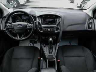 Ford Focus foto 6