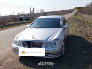 Mercedes E-Class foto 3