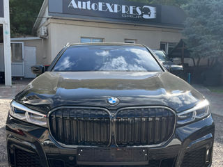 BMW 7 Series foto 6