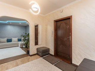 Apartament cu 3 camere, 98 m², Botanica, Chișinău foto 7