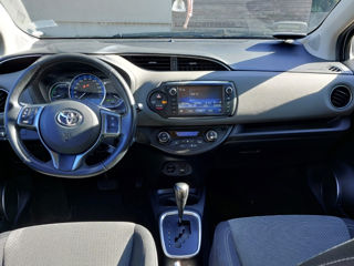 Toyota Yaris foto 7