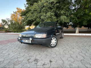 Volkswagen Passat foto 1