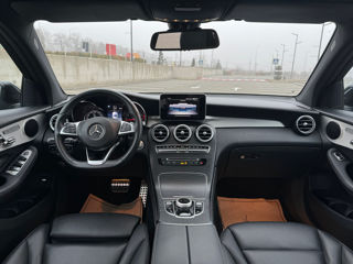 Mercedes GLC foto 8