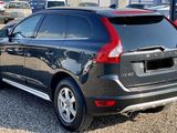 Volvo XC60 foto 8