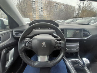 Peugeot 308 foto 6