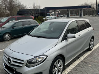 Mercedes B-Class foto 5