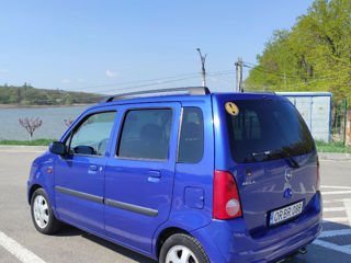 Opel Agila