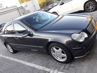 Mercedes C Class foto 5