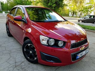 Chevrolet Aveo foto 1