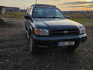 Nissan Pathfinder foto 3