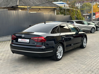 Volkswagen Passat foto 3