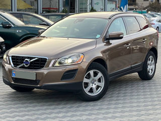 Volvo XC60 foto 1