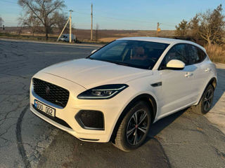 Jaguar E-Pace foto 2