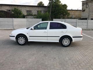 Skoda Octavia foto 4