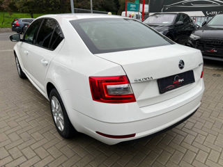 Skoda Octavia foto 4