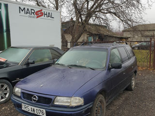 Opel Astra foto 3